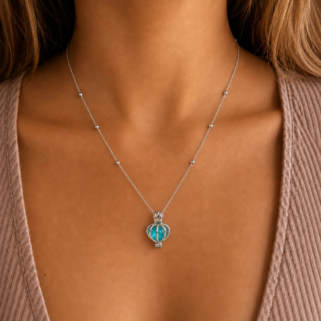 Glowing Moonstone Pendant Necklace
